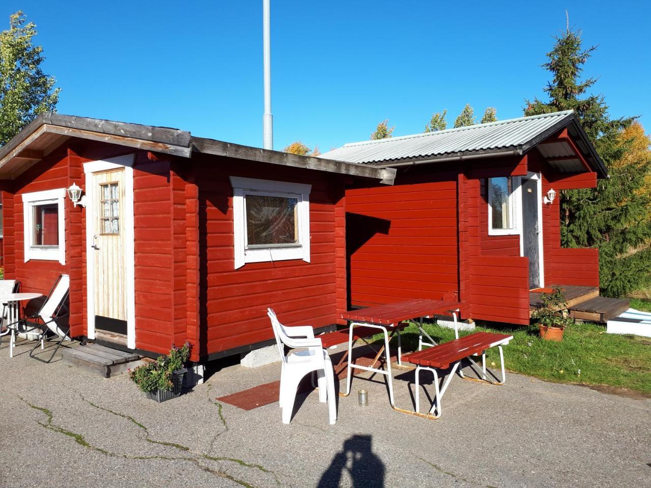 Dessans Cafe & Logi Hotel Pello Kültér fotó