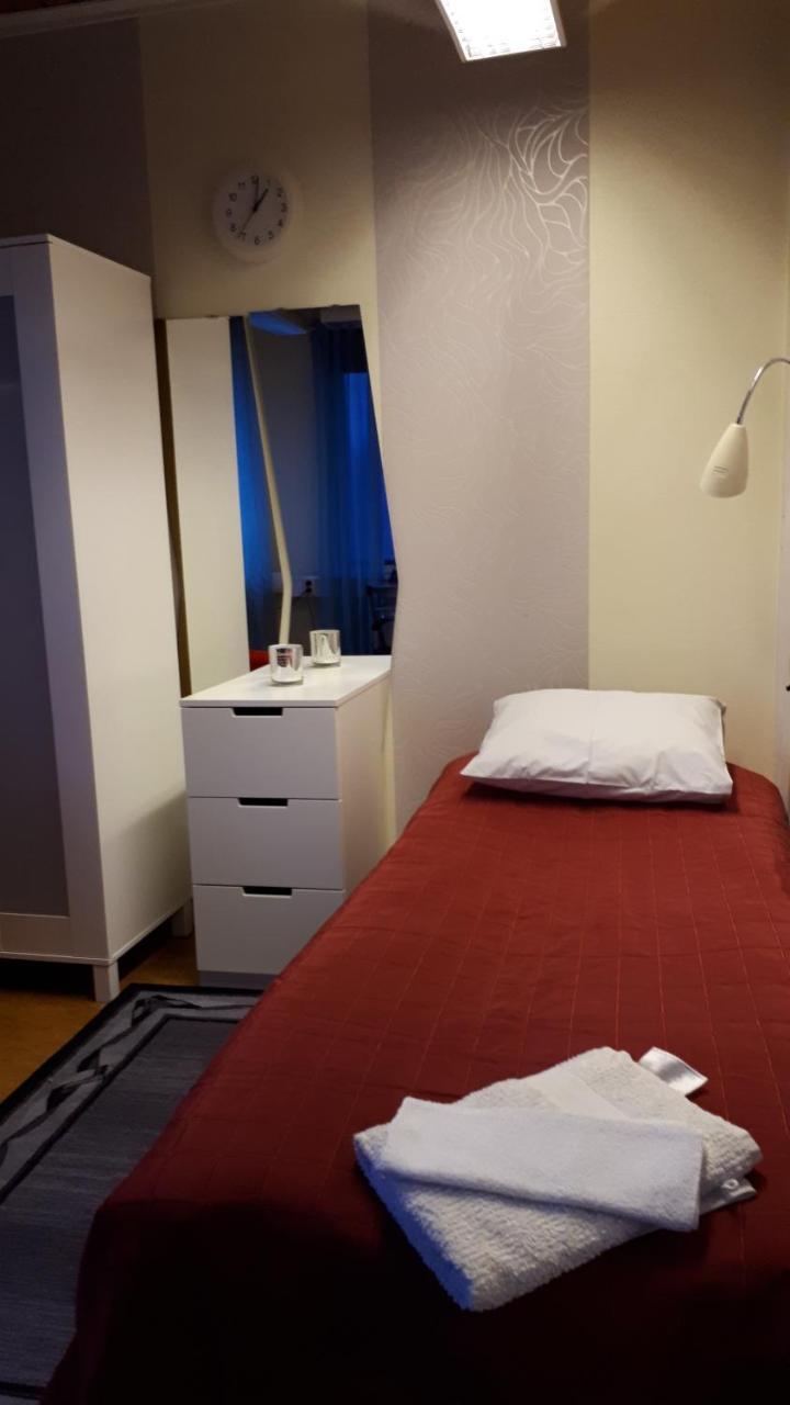 Dessans Cafe & Logi Hotel Pello Kültér fotó